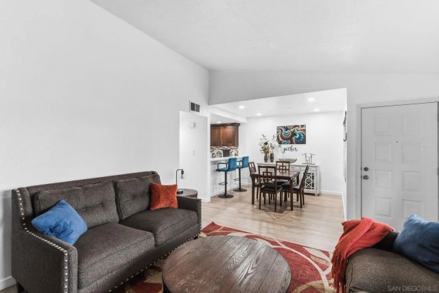 1685 Melrose Ave J, Chula Vista, CA 91911