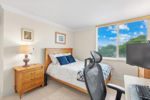 9470 Live Oak Place 409, Davie, FL 33324