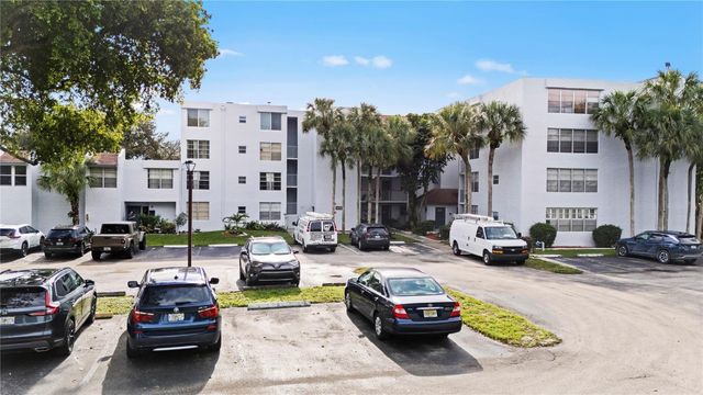 9470 Live Oak Place 409, Davie, FL 33324