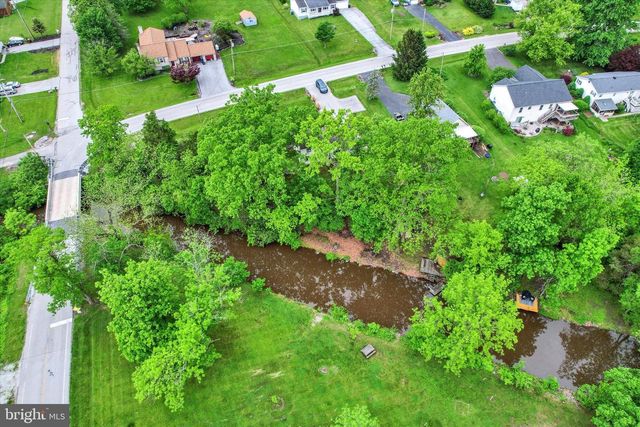 298 LAKE MEADE DR, East Berlin, PA 17316