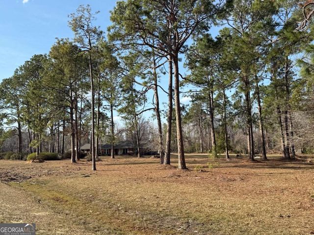 5686 Golden Isle W, Baxley, GA 31513
