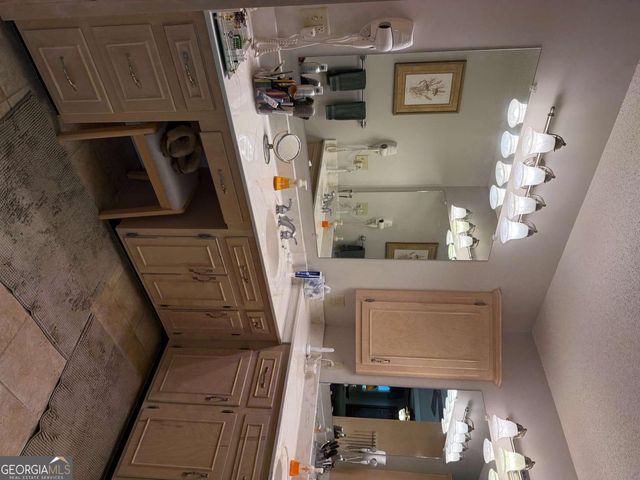 5686 Golden Isle W, Baxley, GA 31513