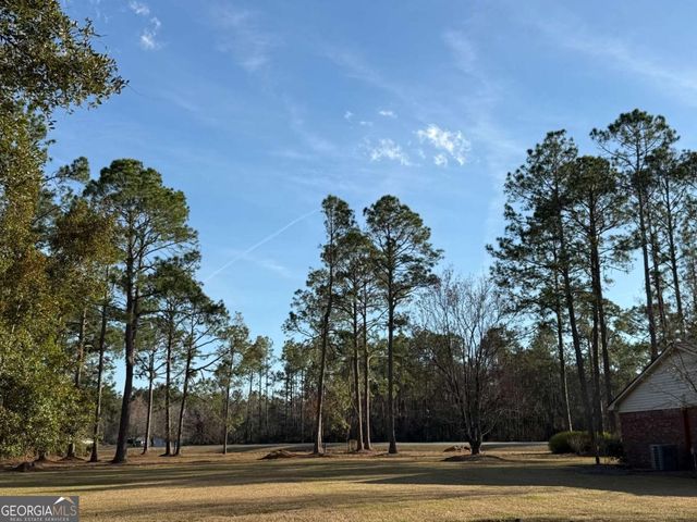 5686 Golden Isle W, Baxley, GA 31513