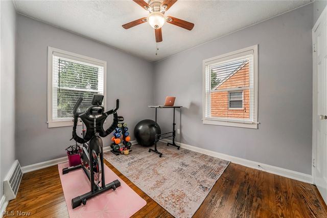 22589 Macbeth Avenue, Fairview Park, OH 44126