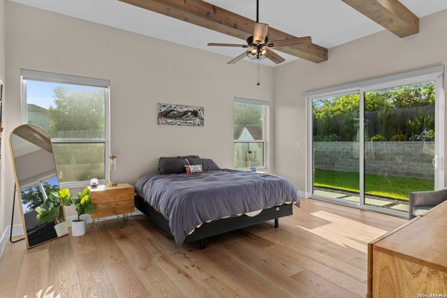 1025 GARRATY RD, Terrell Hills, TX 78209