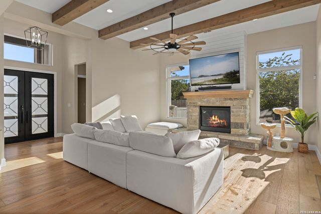 1025 GARRATY RD, Terrell Hills, TX 78209
