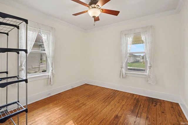 202 Strathmoor Avenue, Mishawaka, IN 46544