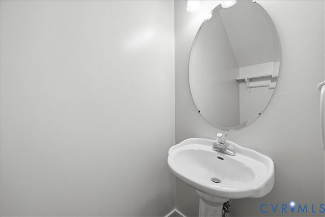 13801 Rockharvest Ct, Chester, VA 23836
