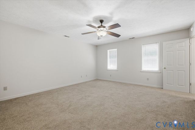13801 Rockharvest Ct, Chester, VA 23836