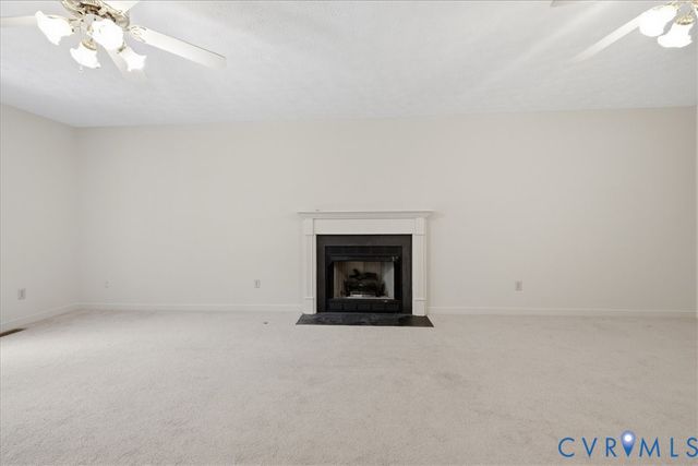 13801 Rockharvest Ct, Chester, VA 23836