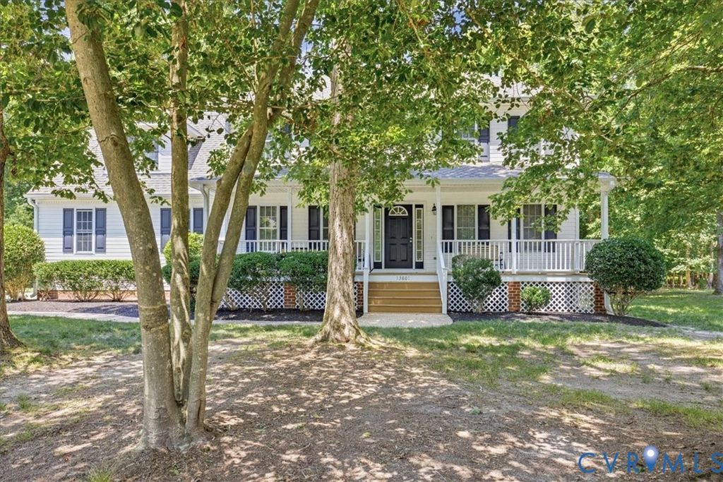 13801 Rockharvest Ct, Chester, VA 23836