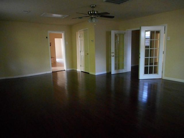 11226 Concho Street, Houston, TX 77072