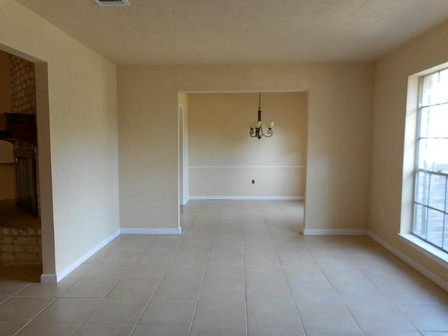 11226 Concho Street, Houston, TX 77072