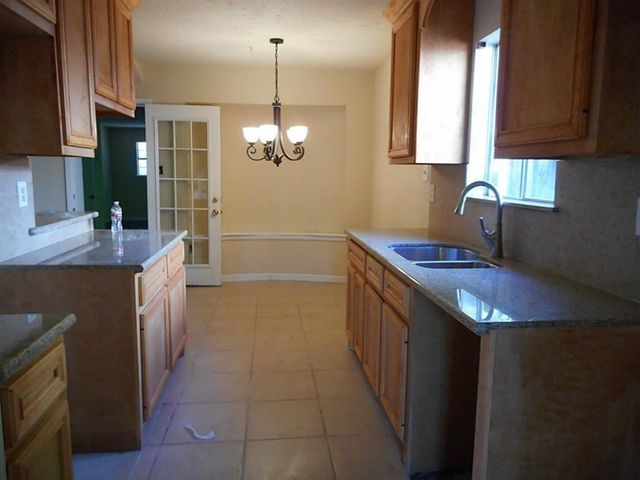 11226 Concho Street, Houston, TX 77072