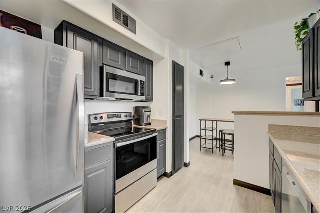 8000 Badura Avenue 2176, Las Vegas, NV 89113