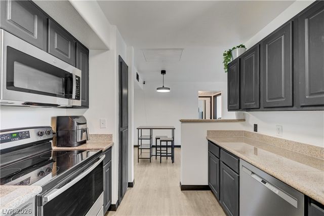 8000 Badura Avenue 2176, Las Vegas, NV 89113