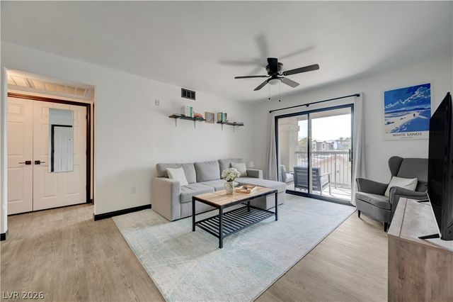 8000 Badura Avenue 2176, Las Vegas, NV 89113