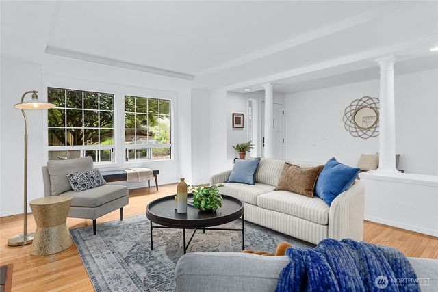 11220 NE Parkhill Place, Bainbridge Island, WA 98110