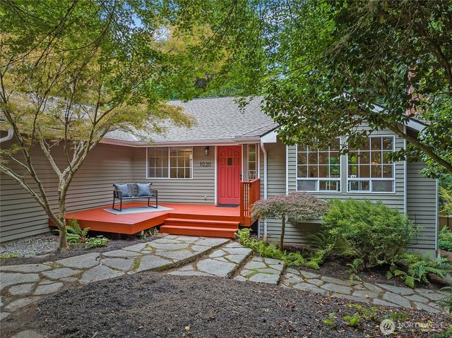 11220 NE Parkhill Place, Bainbridge Island, WA 98110