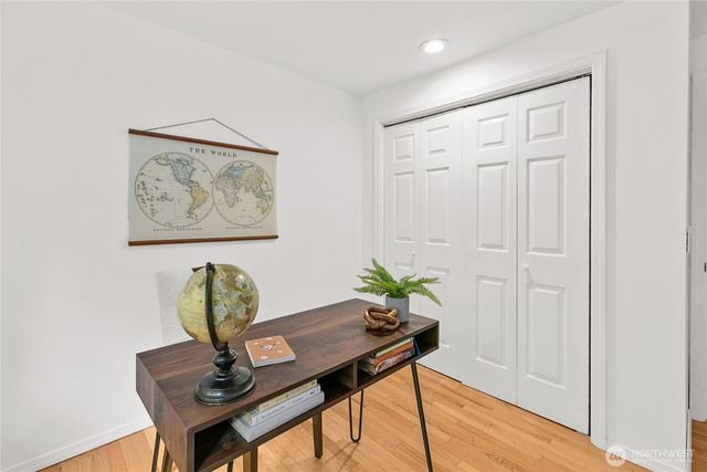 11220 NE Parkhill Place, Bainbridge Island, WA 98110