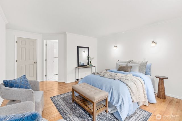 11220 NE Parkhill Place, Bainbridge Island, WA 98110