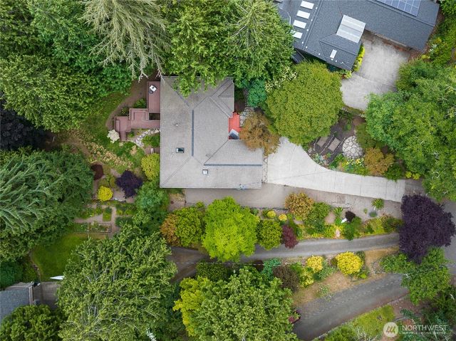 11220 NE Parkhill Place, Bainbridge Island, WA 98110