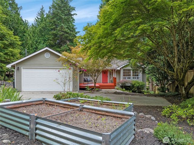11220 NE Parkhill Place, Bainbridge Island, WA 98110