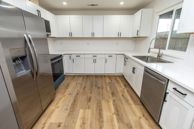 19733 Astoria Dr, Hilmar, CA 95324