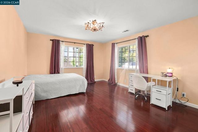 1941 Springridge Ct, Concord, CA 94521