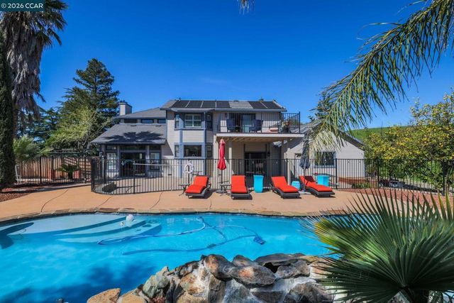 1941 Springridge Ct, Concord, CA 94521