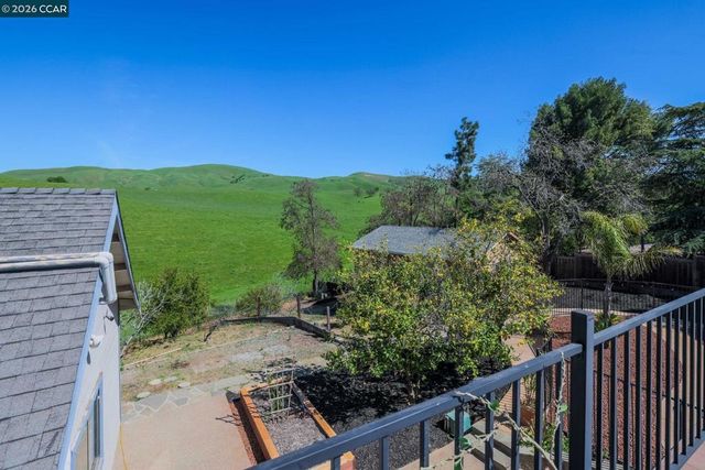 1941 Springridge Ct, Concord, CA 94521