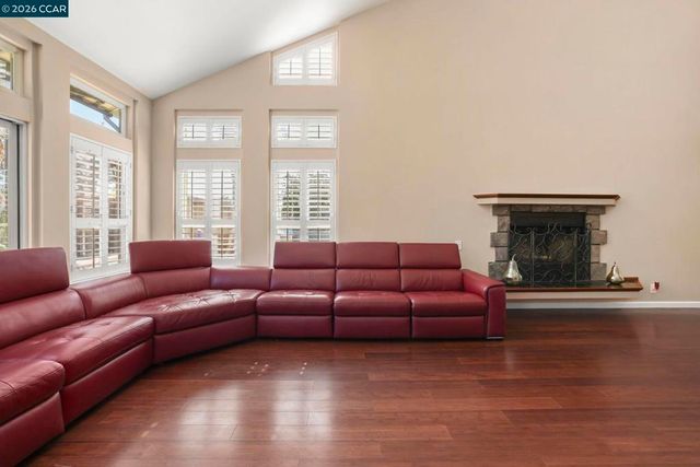 1941 Springridge Ct, Concord, CA 94521