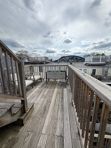 275 W 5th St 2, Boston, MA 02127