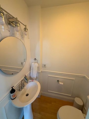 275 W 5th St 2, Boston, MA 02127