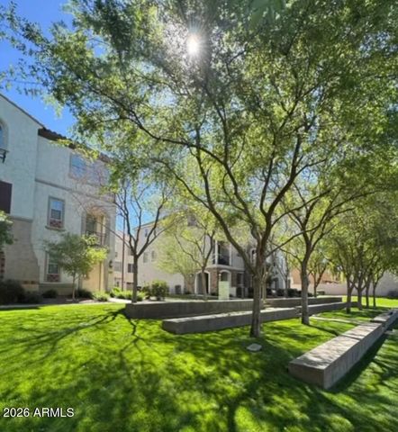 2673 S BALSAM Drive, Gilbert, AZ 85295