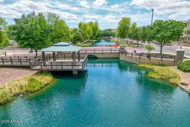 2673 S BALSAM Drive, Gilbert, AZ 85295