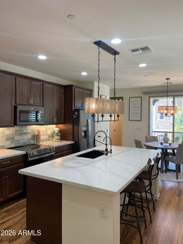 2673 S BALSAM Drive, Gilbert, AZ 85295