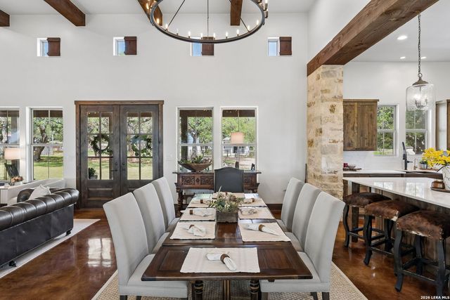555 PRADO XING, Boerne, TX 78006