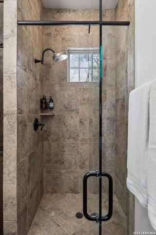 555 PRADO XING, Boerne, TX 78006