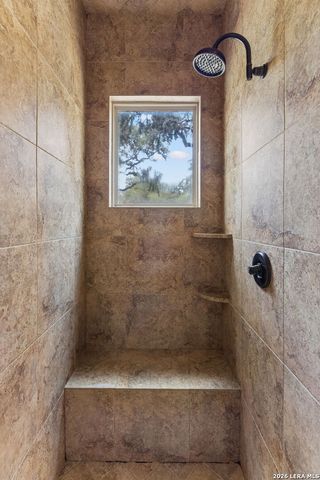 555 PRADO XING, Boerne, TX 78006