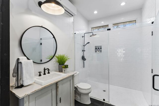 555 PRADO XING, Boerne, TX 78006