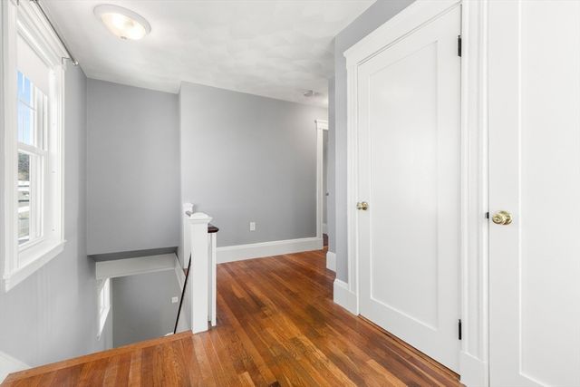 42 Phillips Rd, Nahant, MA 01908