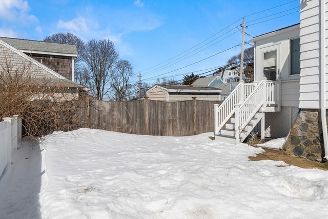 42 Phillips Rd, Nahant, MA 01908