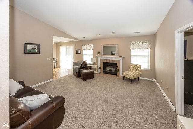 1412 Daleville Avenue, Anderson, IN 46012