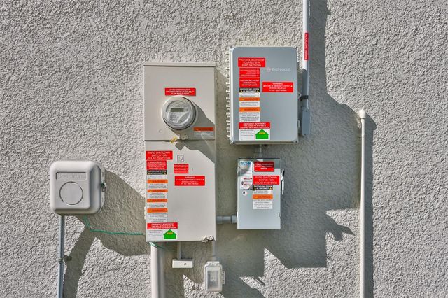 9913 JACKFRUIT COURT, Riverview, FL 33578