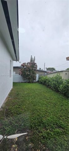 75 SW 32nd Ct Rd, Miami, FL 33135
