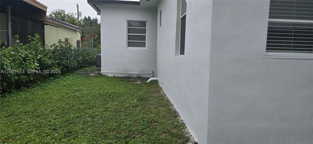 75 SW 32nd Ct Rd, Miami, FL 33135