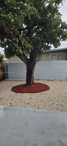 75 SW 32nd Ct Rd, Miami, FL 33135