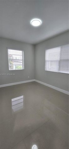 75 SW 32nd Ct Rd, Miami, FL 33135