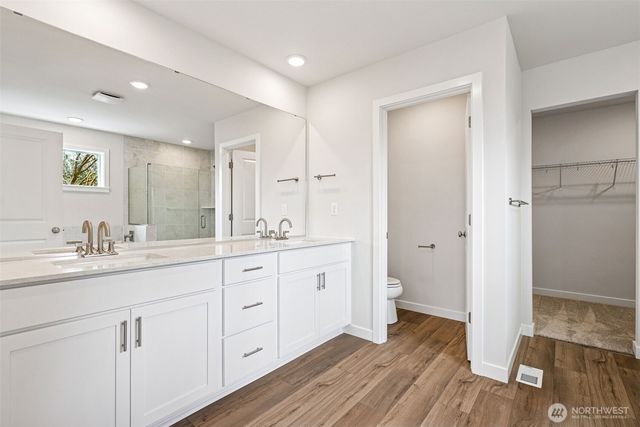 2055 NE Norseman Way, Poulsbo, WA 98370